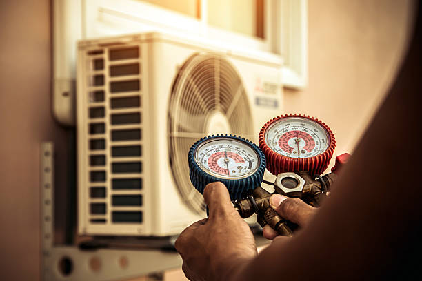 Professional Hvac technician working in Ovid, MI